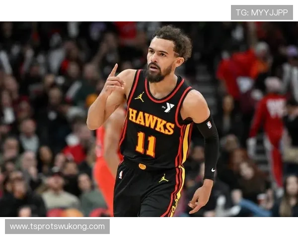 特雷·杨突破制造得分拉开差距 提升球队关键回合效率