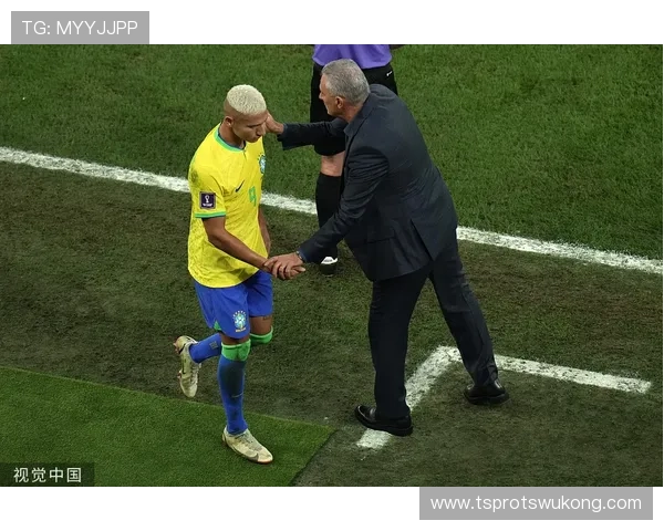 维尼修斯防守参与度是否符合现代边锋标准