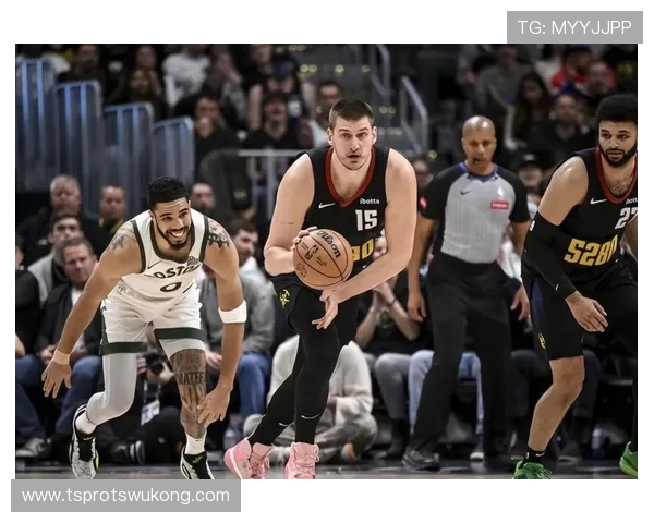 约基奇高位策应主导掘金进攻体系