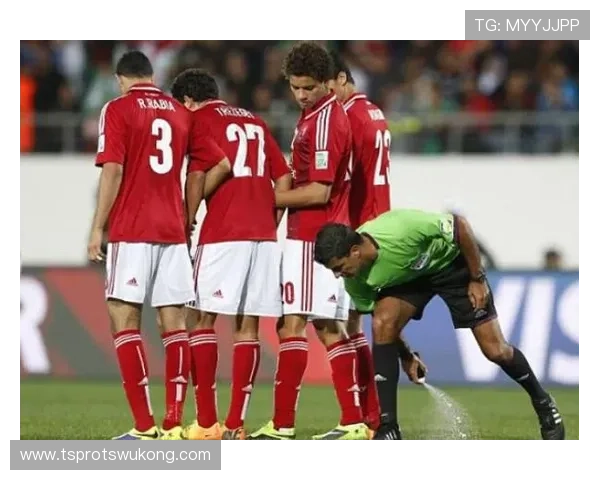 任意球必须距离防守方球门多远？规则明确最小距离为9.15米