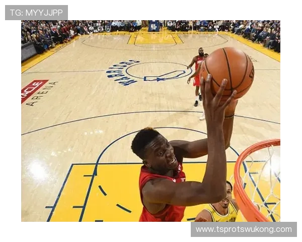 奥拉朱旺背身单打效率提升 主导火箭内线攻防转换