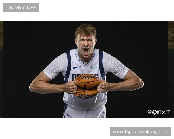 库珀·弗拉格无球跑动制造防守漏洞，拉开空间效率提升