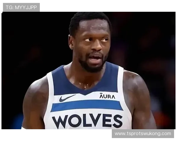 朱利叶斯·兰德尔季后赛内线背身单打效率提升明显拉开队友得分空间