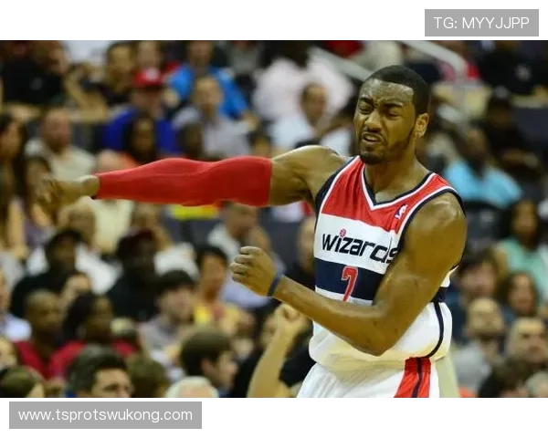 约翰·沃尔利用挡拆创造突破空间 提升团队进攻连贯性